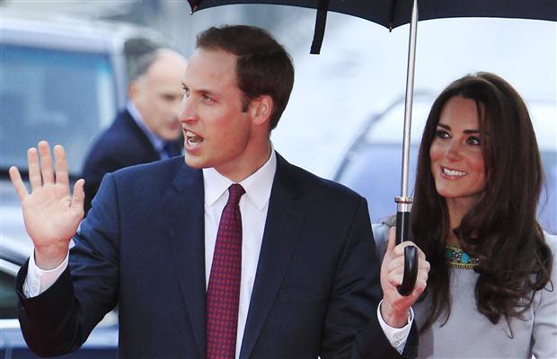 Prince William and Kate step out for “African Cats” Premiere