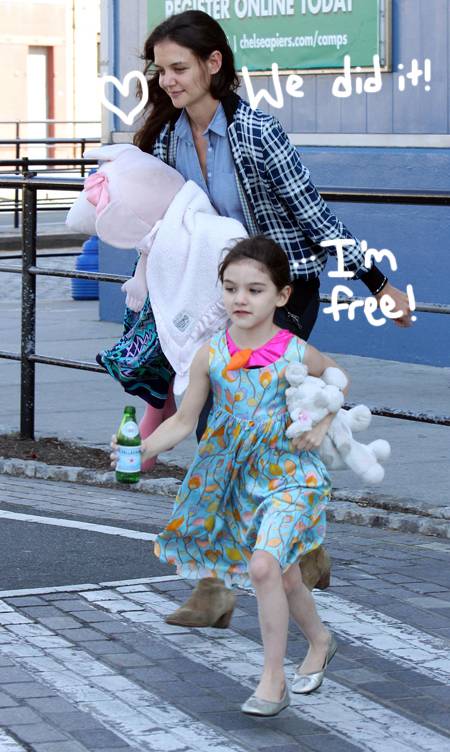 Tom with Katie holmes and Suri