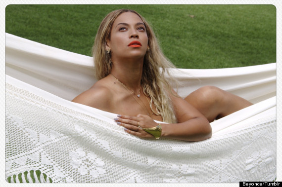 Beyonce Poses N.U.D.E : See Photos